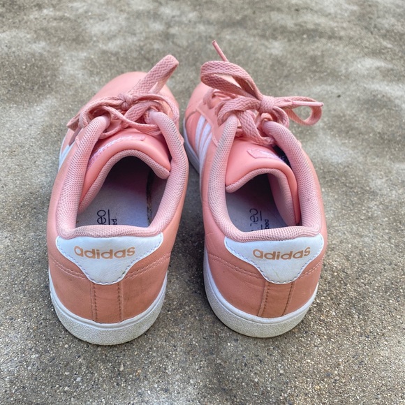 Adidas - Picture 3 of 3